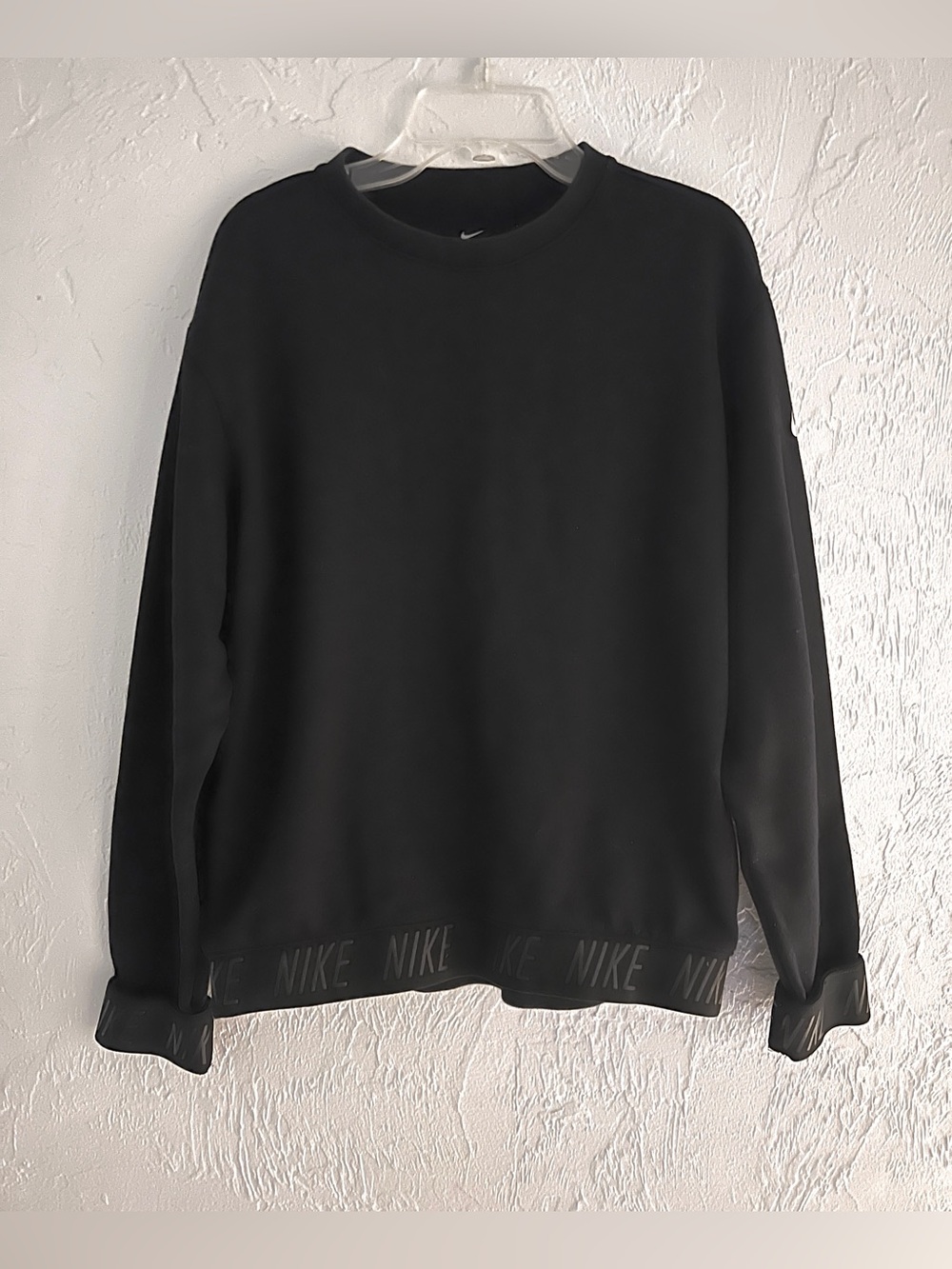Nike DRI-FIT Sweatshirt with Pockets